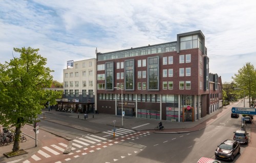 Stationsplein Roosendaal woningen en kantoor